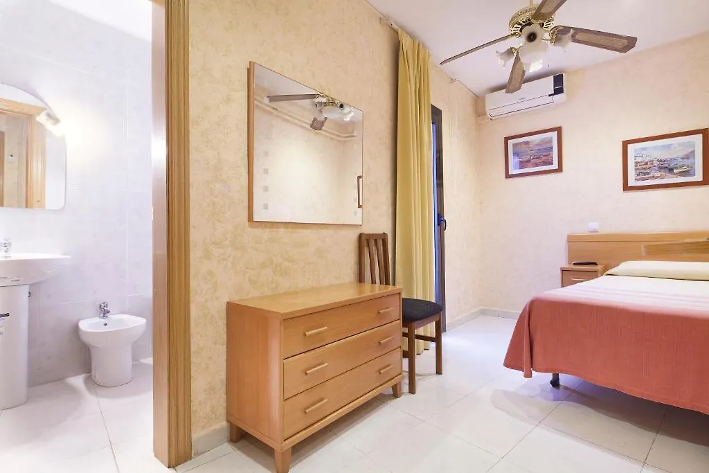 Hotel Fornos - Barcelona 2*,
